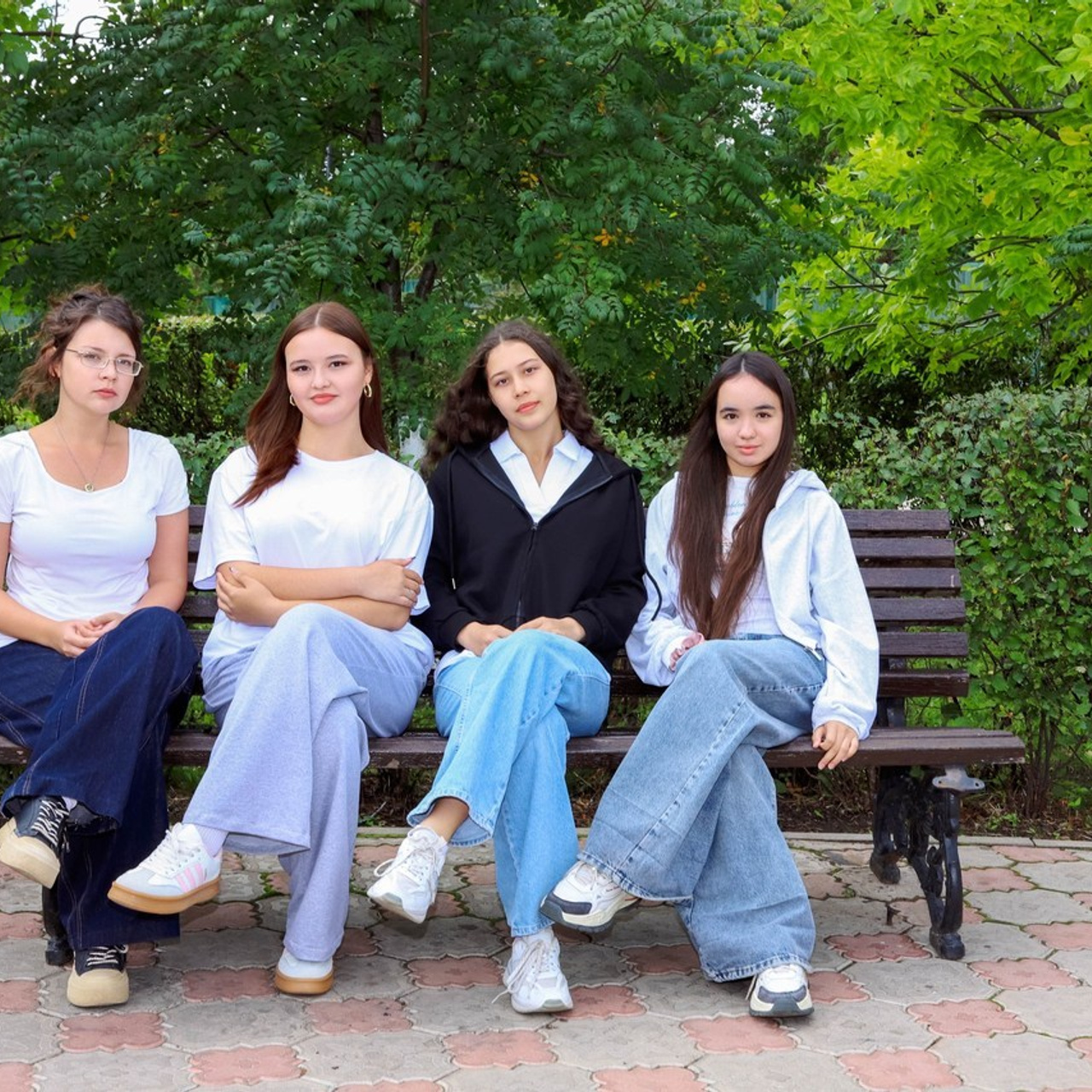 Отзывы. Студия выпускных альбомов и школьной фотографии «Идея» г. Оренбург