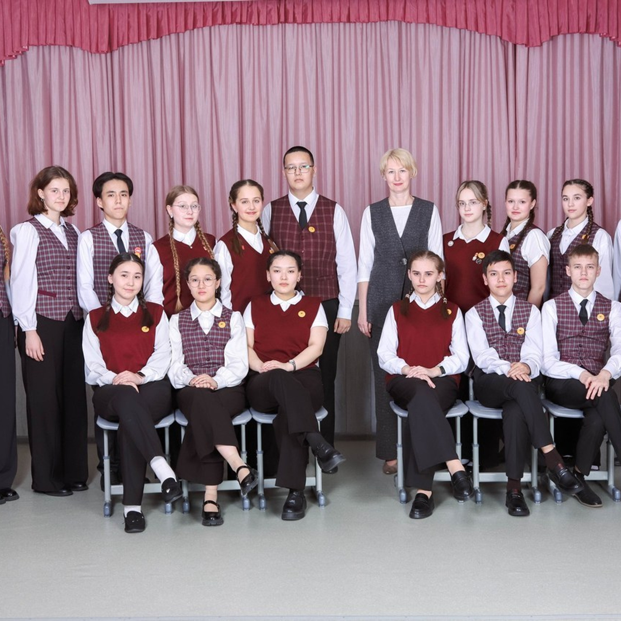 Отзывы. Студия выпускных альбомов и школьной фотографии «Идея» г. Оренбург