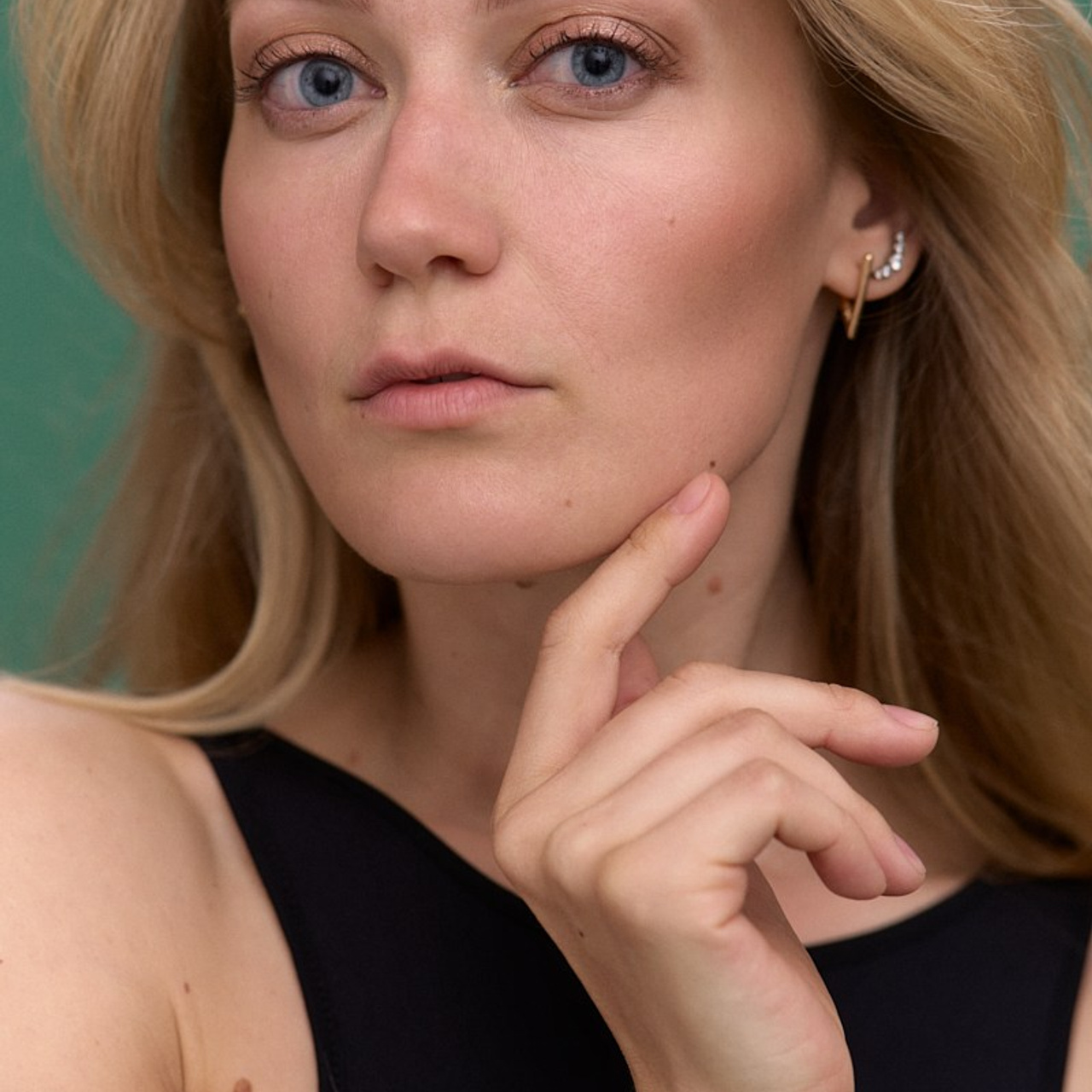 Мария и Дарья, часть 1. Иван Кобяков