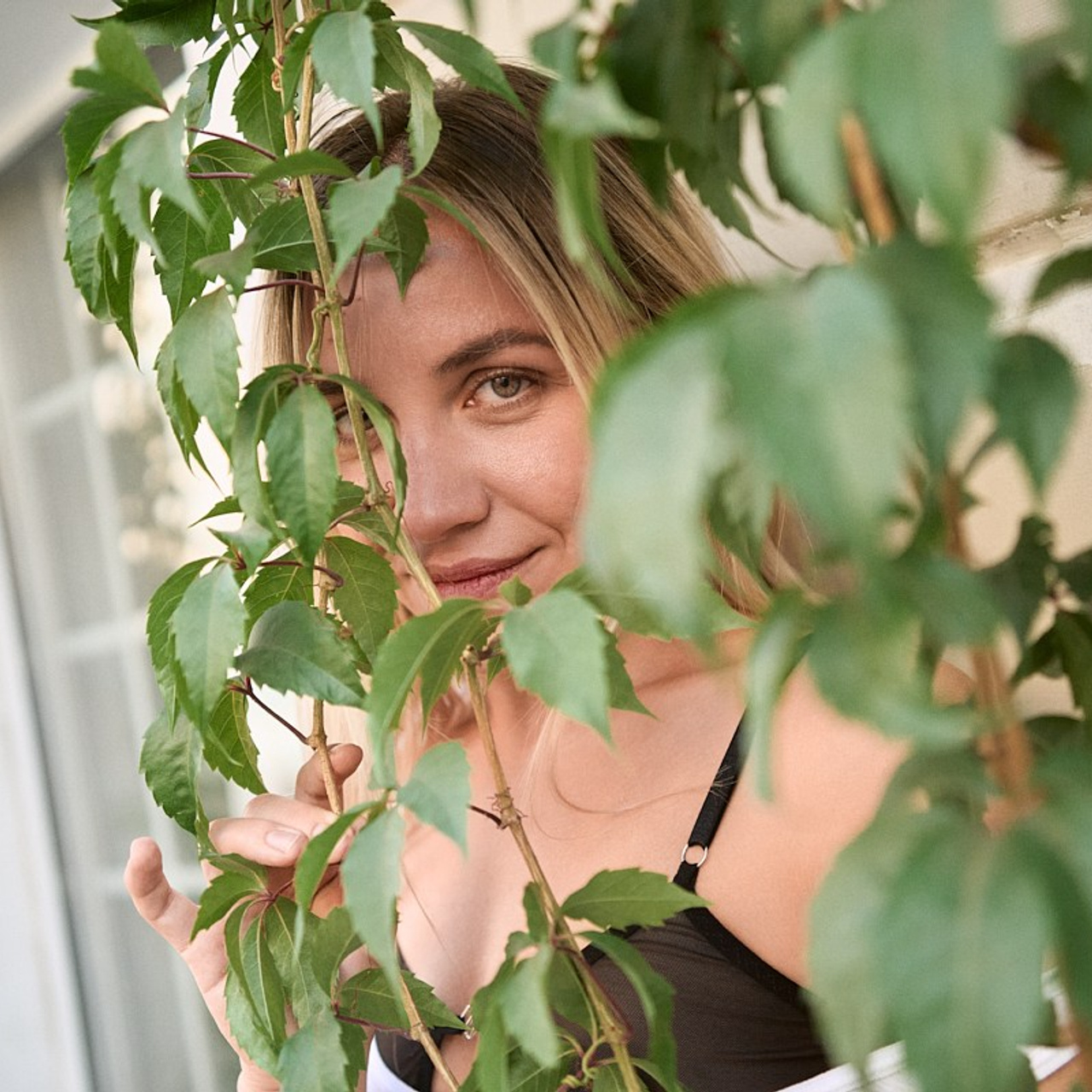 Оля. Иван Кобяков