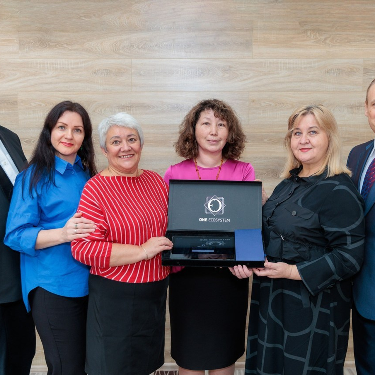 Отзывы. Заказать фотокнигу на выпускной в Новосибирске от Bestyalbum