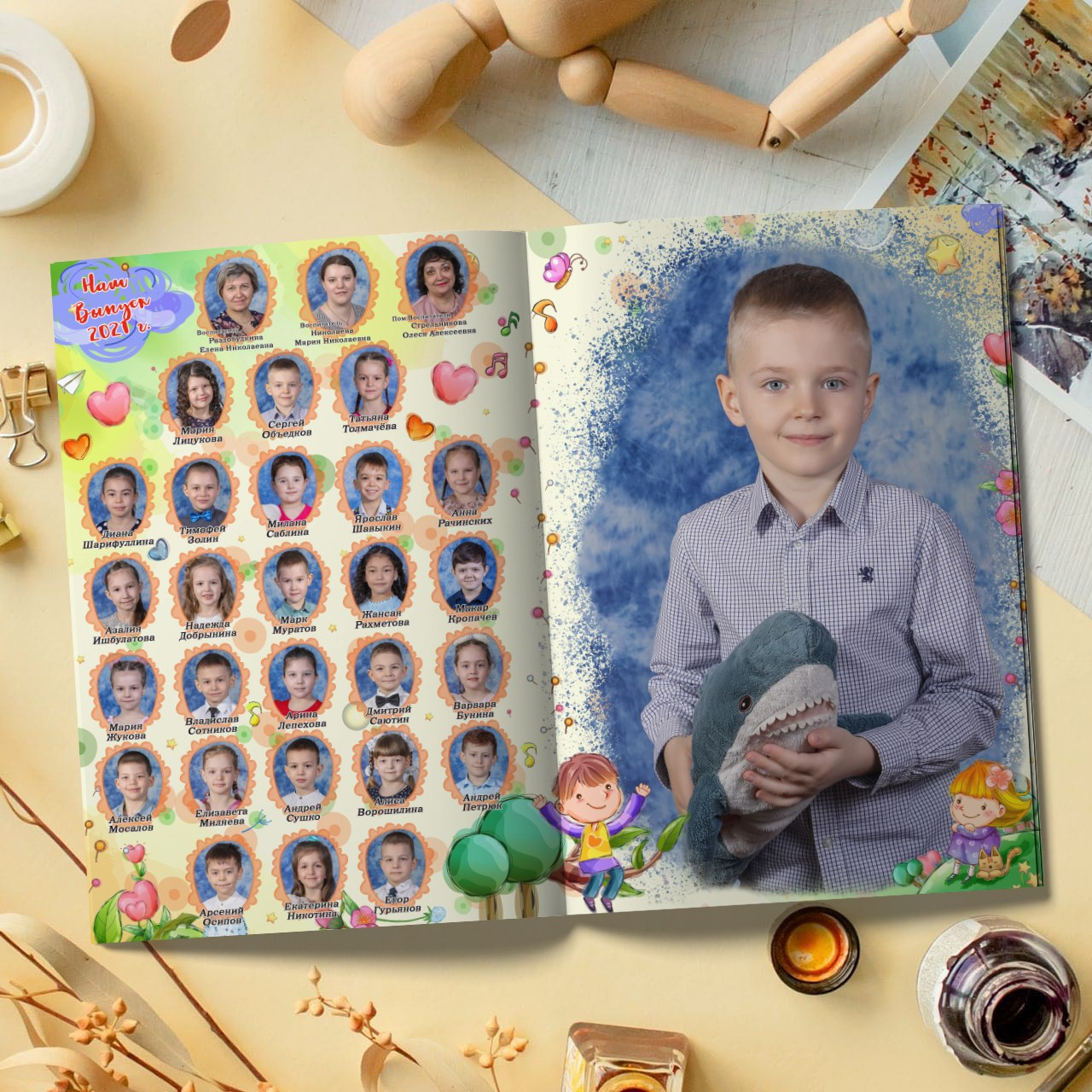 5 разворотов Детский сад. Выпускные фотокниги