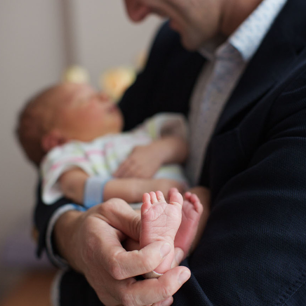 Фотосессия ожидания и выписка из роддома Лапино. Фотограф в Москве Татьяна Байкова