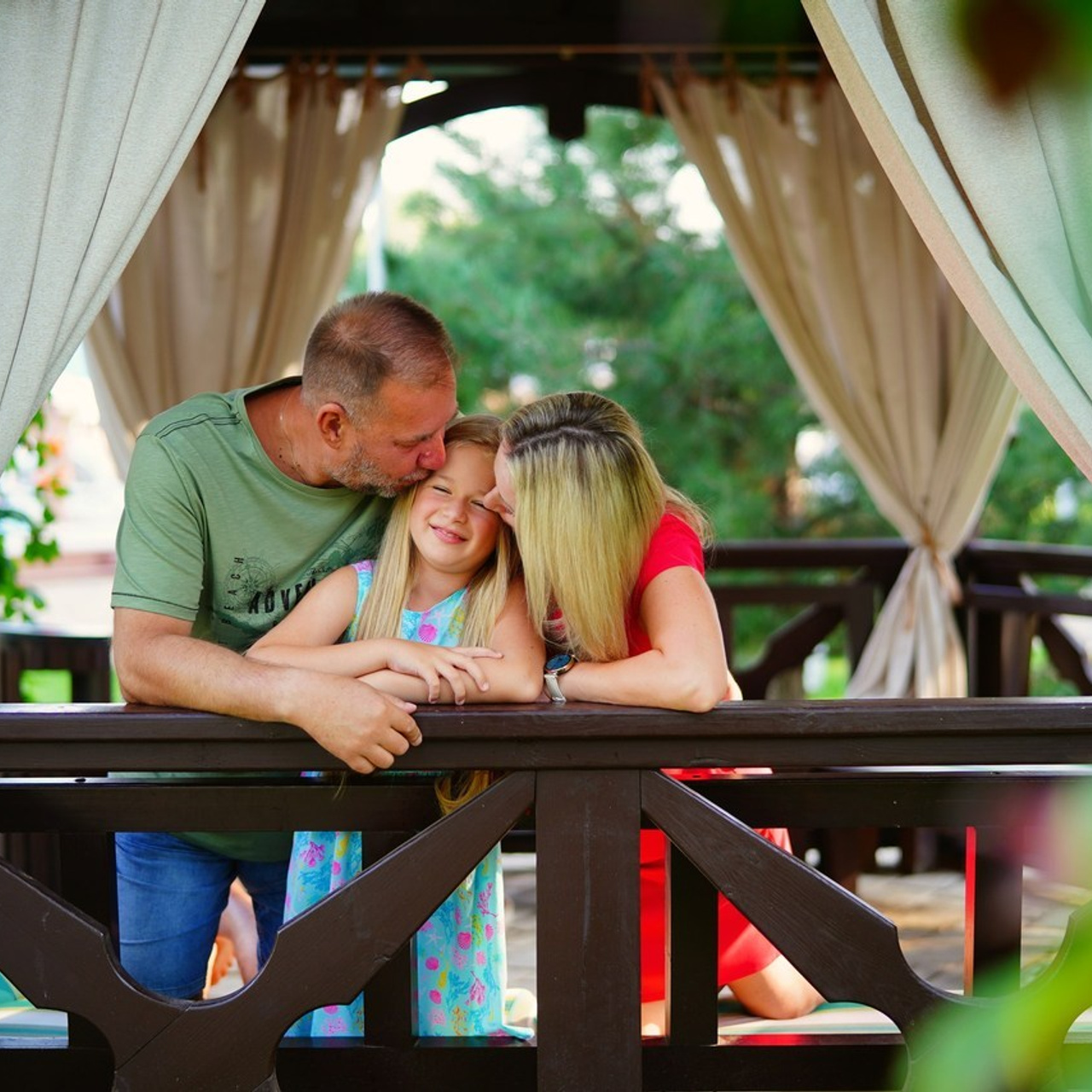 Отзывы. Детский и семейный фотограф выпускной альбом Приморско-Ахтарск