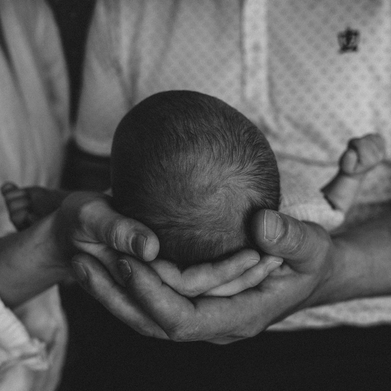 Отзывы родителей о фотосъемке малышей в Омской области. Лучше чем у Столярова. Фотограф новорожденных малышей в Омске и Омской области Эльвира Камаева