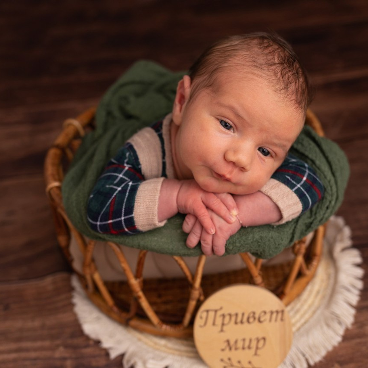 Отзывы родителей о фотосъемке малышей в Омской области. Лучше чем у Столярова. Фотограф новорожденных малышей в Омске и Омской области Эльвира Камаева