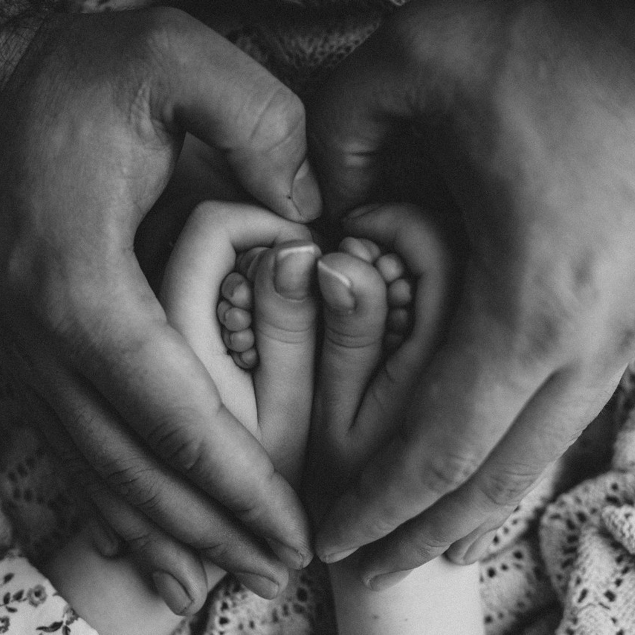 Отзывы родителей о фотосъемке малышей в Омской области. Лучше чем у Столярова. Фотограф новорожденных малышей в Омске и Омской области Эльвира Камаева