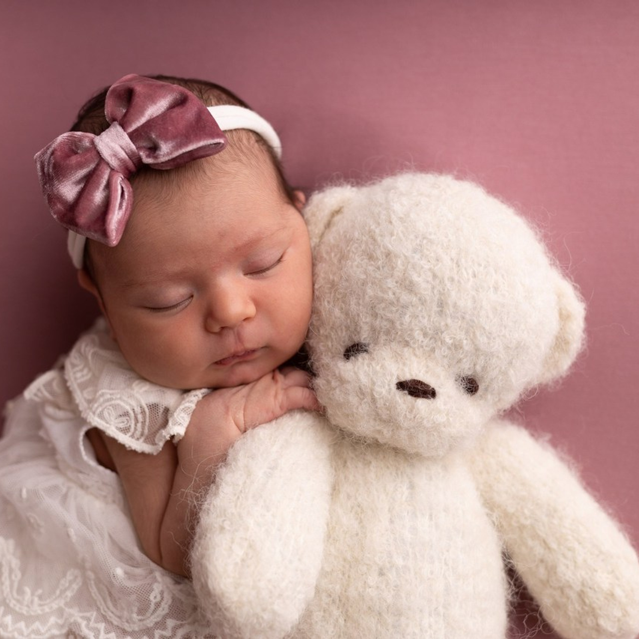 Отзывы родителей о фотосъемке малышей в Омской области. Лучше чем у Столярова. Фотограф новорожденных малышей в Омске и Омской области Эльвира Камаева