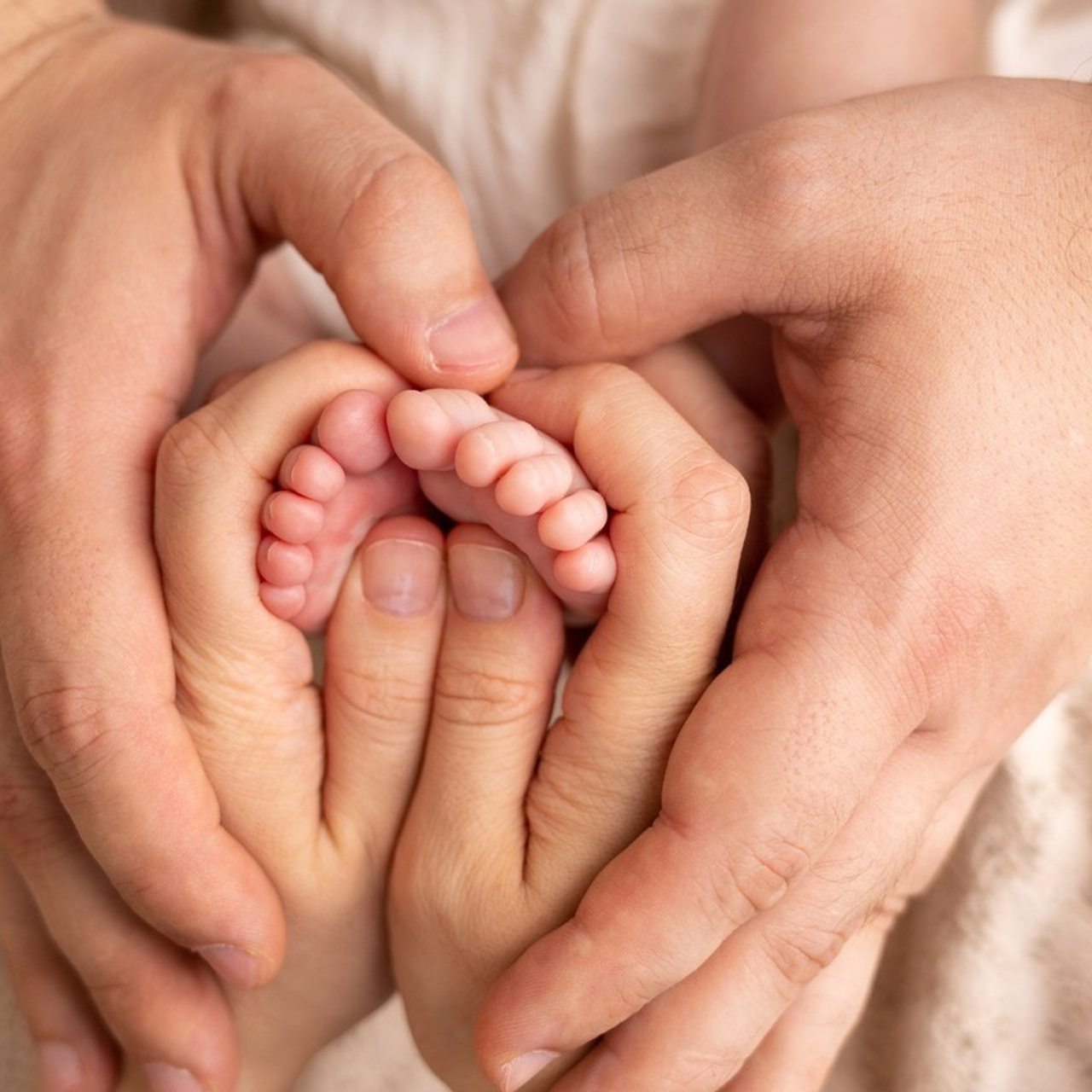 Отзывы родителей о фотосъемке малышей в Омской области. Лучше чем у Столярова. Фотограф новорожденных малышей в Омске и Омской области Эльвира Камаева