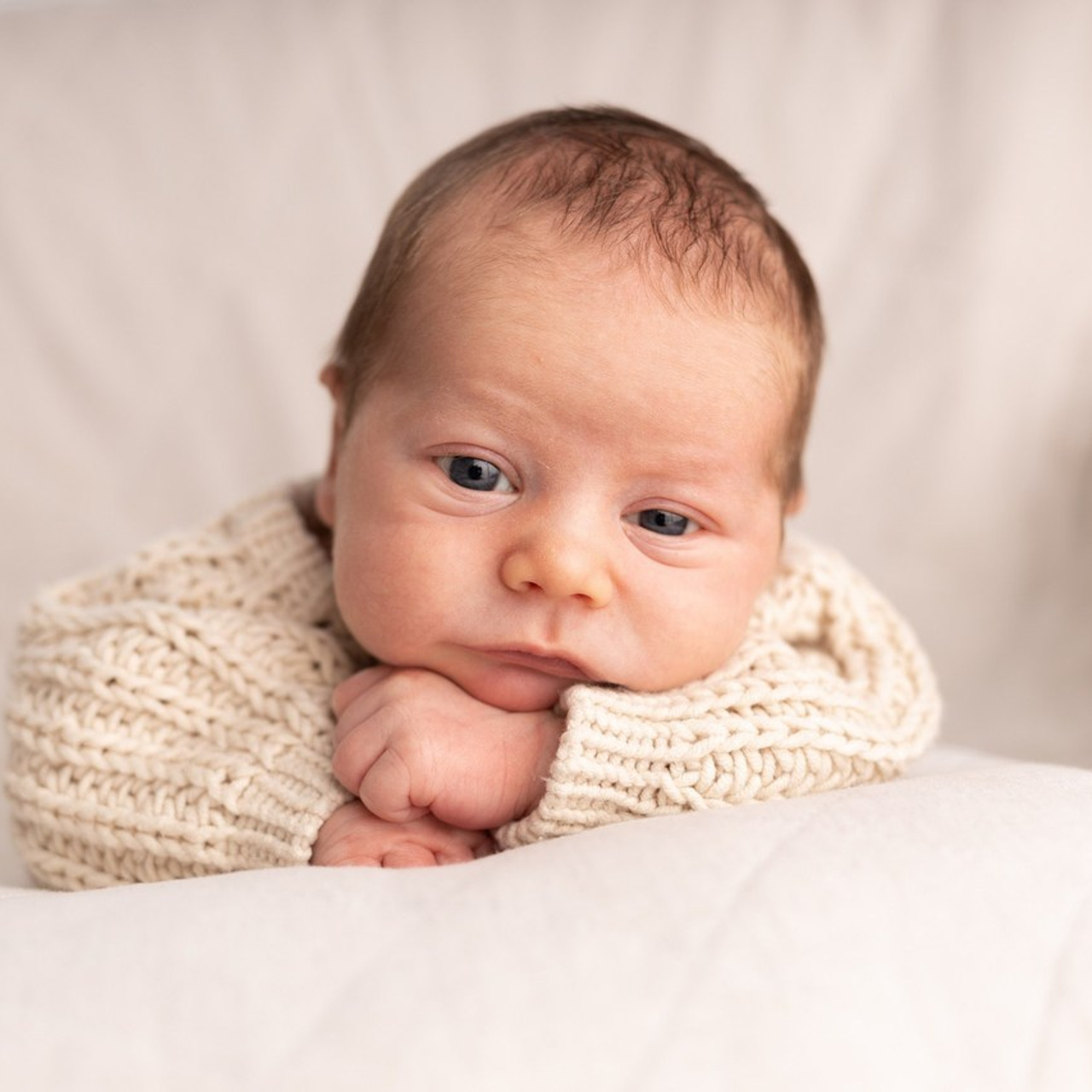 Отзывы родителей о фотосъемке малышей в Омской области. Лучше чем у Столярова. Фотограф новорожденных малышей в Омске и Омской области Эльвира Камаева