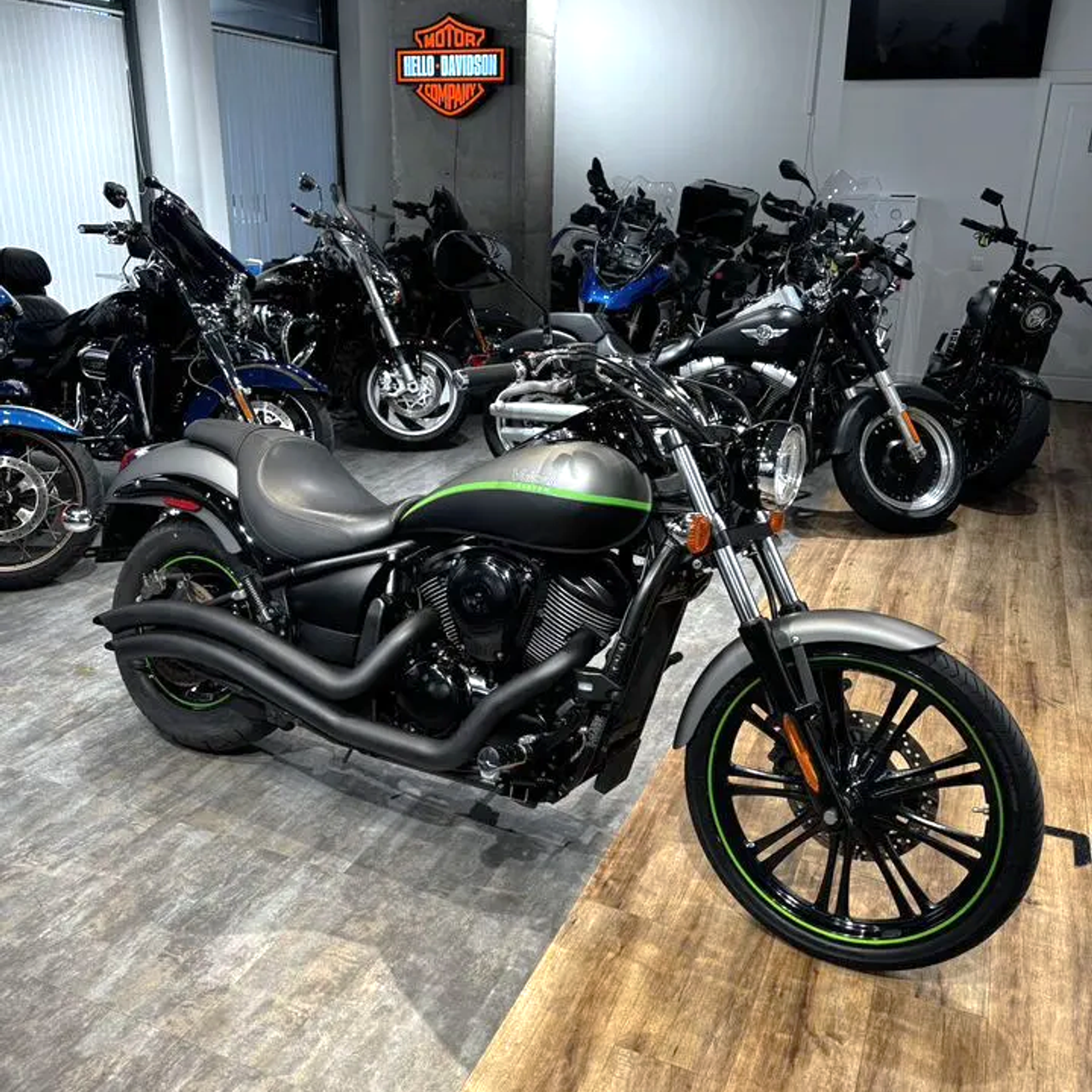 Vulcan 900 (VN900 Custom)