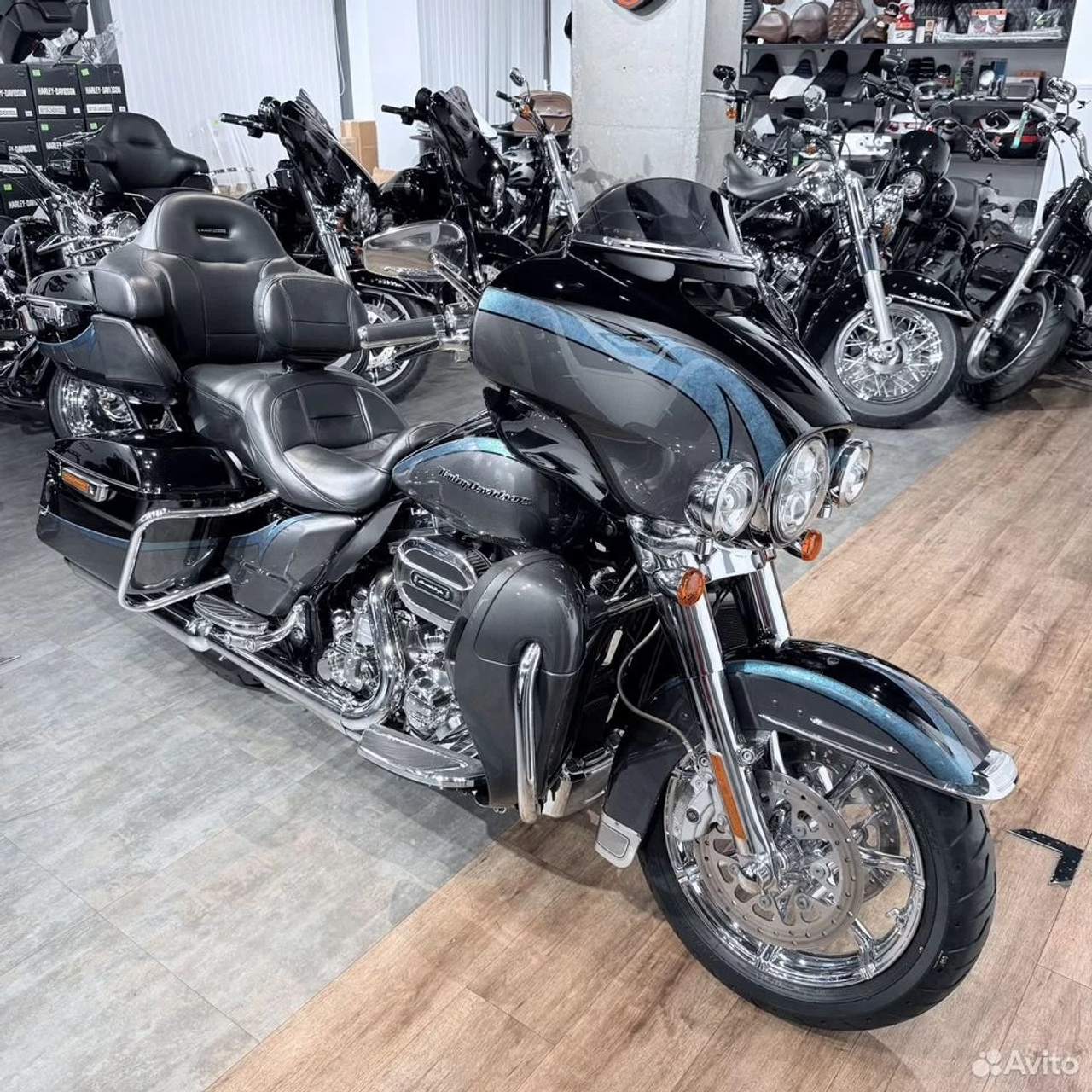 2015 CVO Electrа Glidе Limitеd 110 Carbon Сhаrсоаl