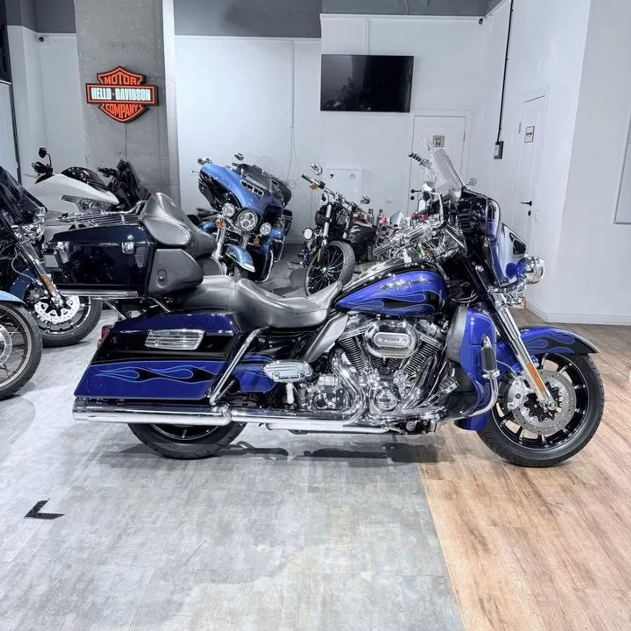 CVO Limited (Twilight Blue Candy)