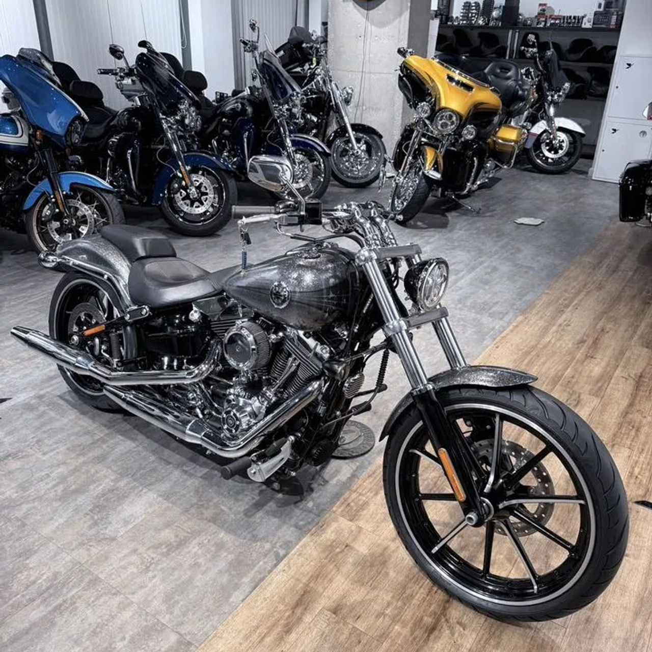 Breakout ABS Hard Candy Custom