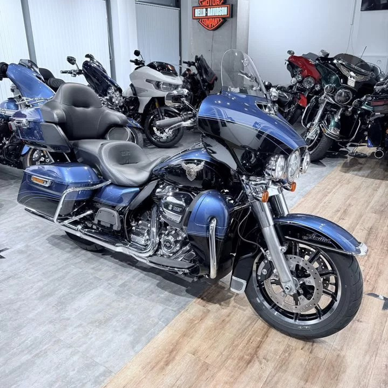 2016 CVO Limited 110