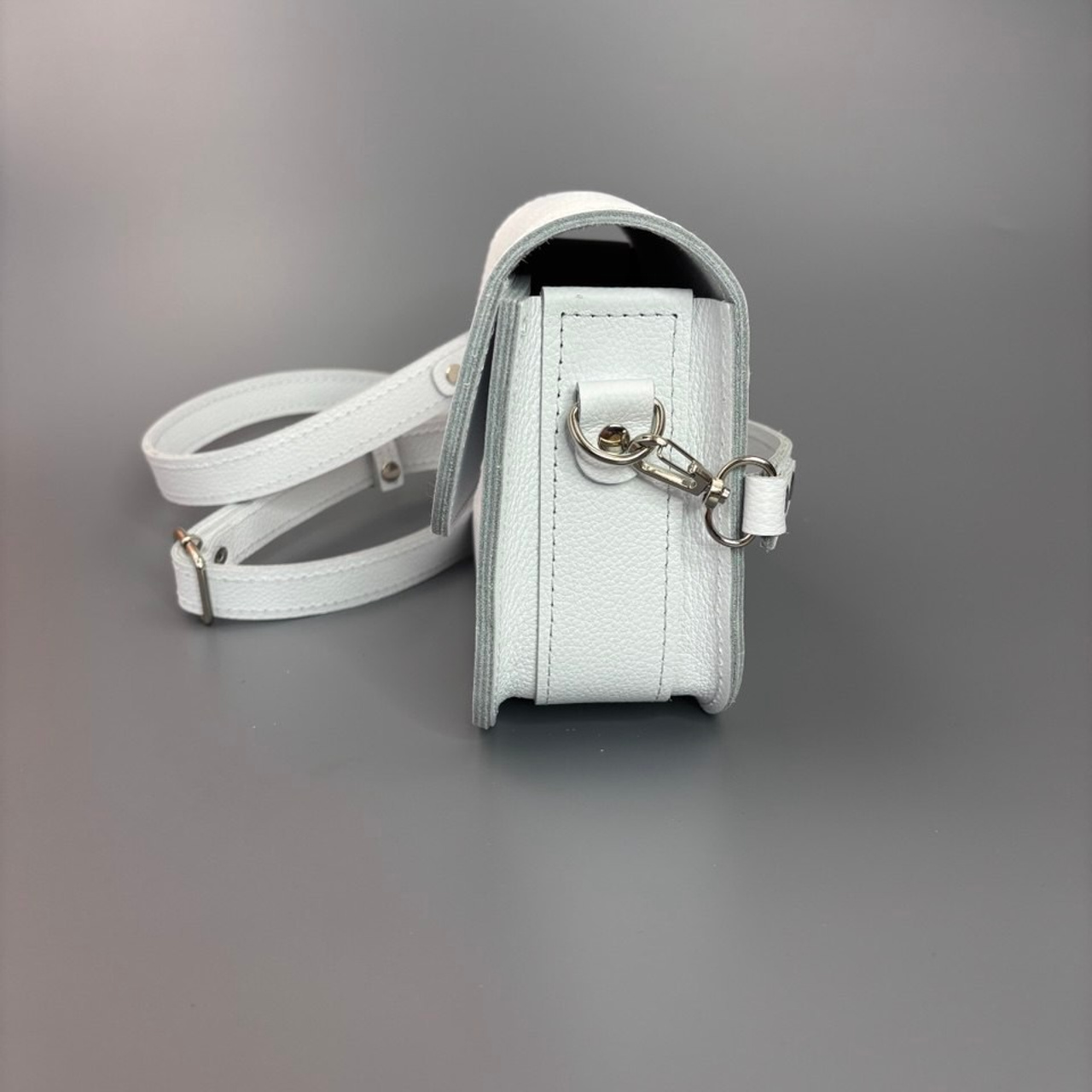 Нэя белая. Бренд Alligatore Biaco — это изящные изделия из натуральной кожи