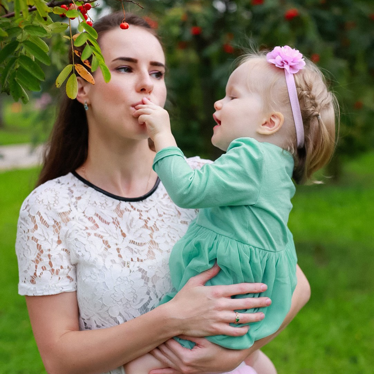 Алена и дочка Лиза