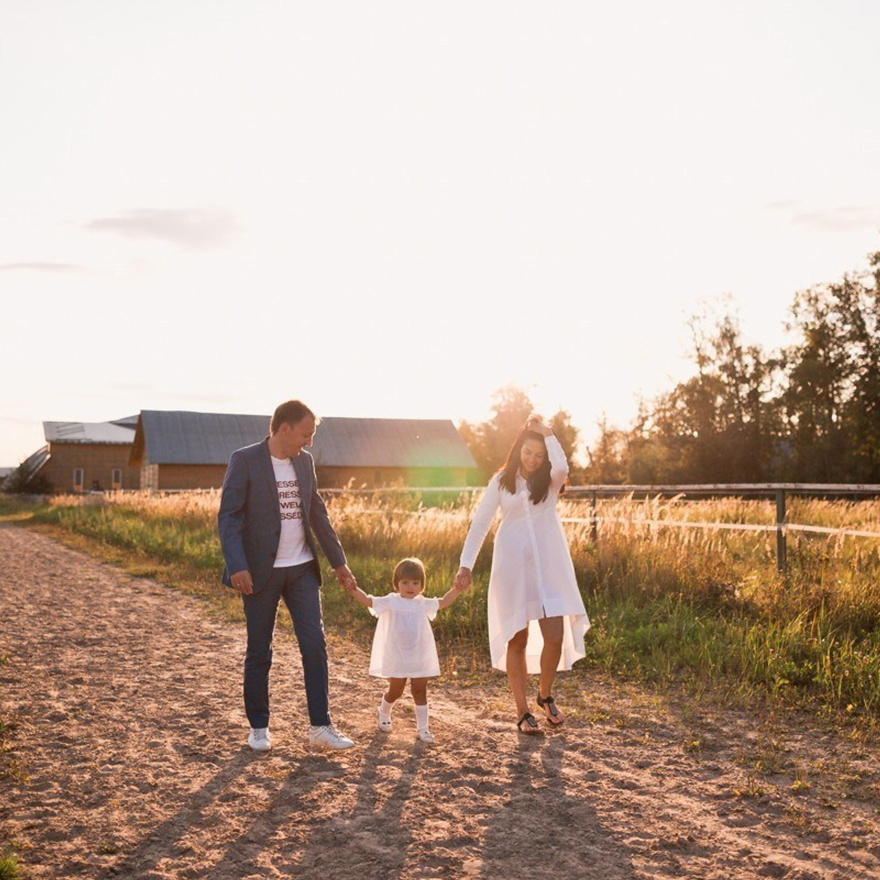 МАРИНА, ДИМА, АНЯ