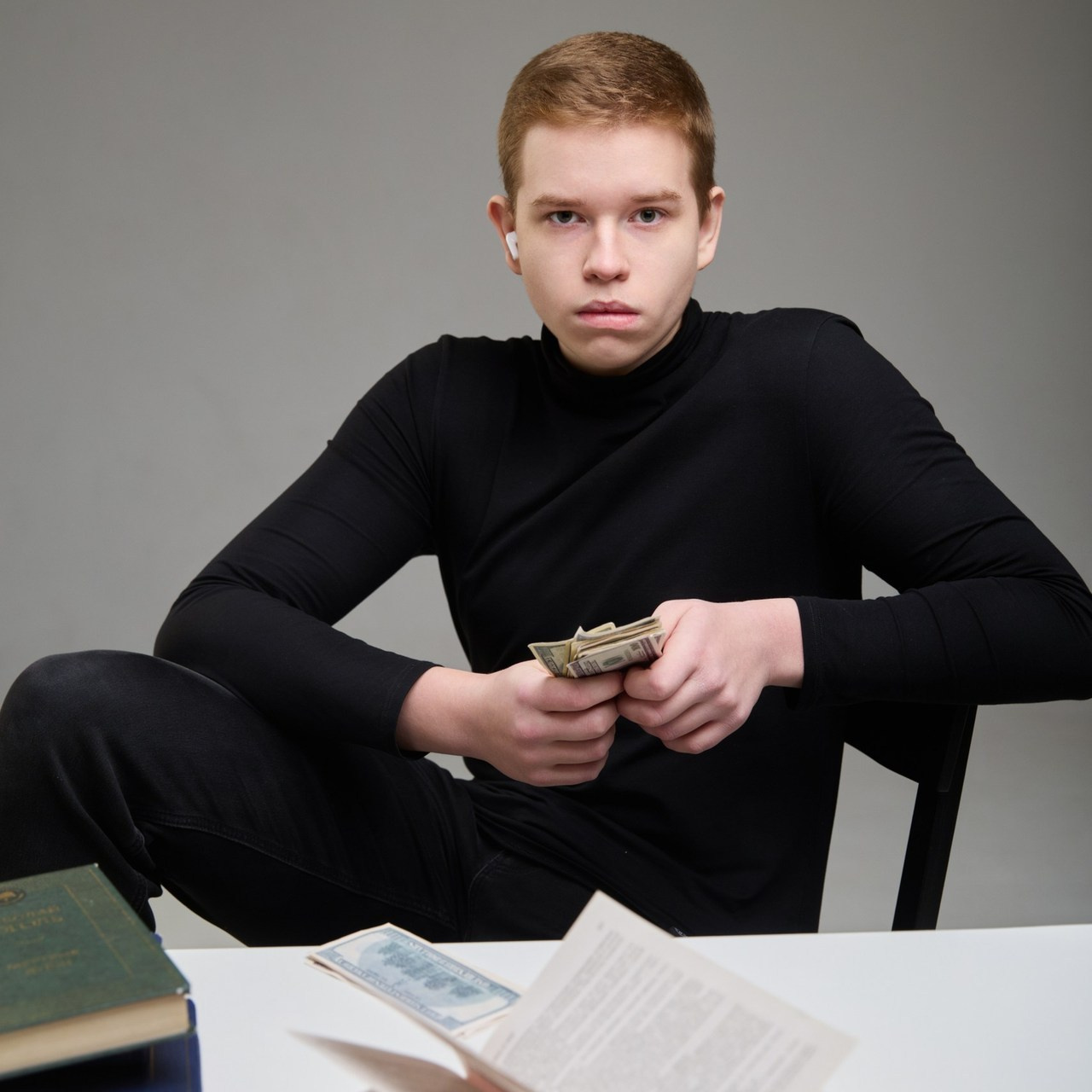 Отзывы о выпускных альбомах от AlbomKras в Красноярске 📜. AlbomKras -выпускные альбомы Красноярска с авторским дизайном и качественной фотосъемкой! ⭐⭐⭐⭐⭐ 5.0