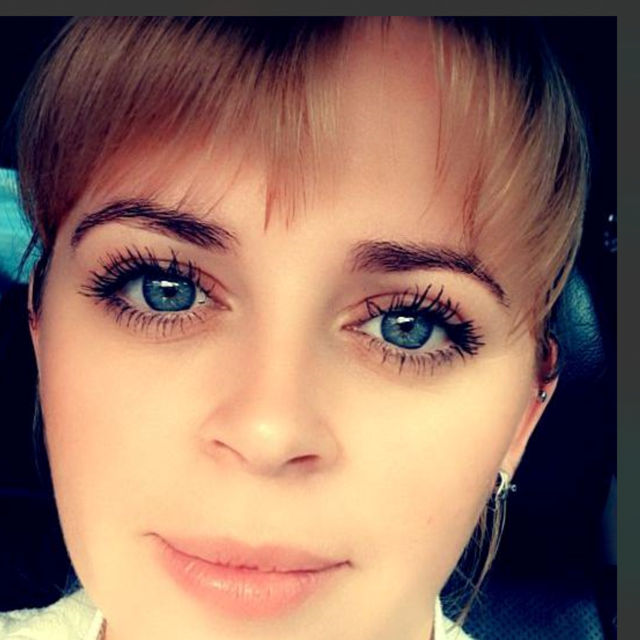 Отзывы о выпускных альбомах от AlbomKras в Красноярске 📜. AlbomKras -выпускные альбомы Красноярска с авторским дизайном и качественной фотосъемкой! ⭐⭐⭐⭐⭐ 5.0