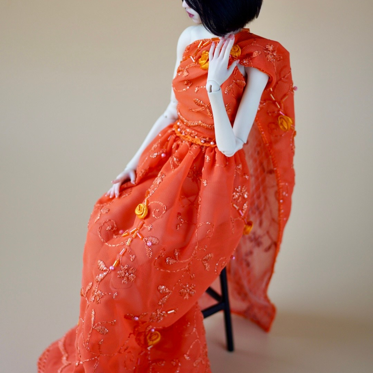 Memoria Nascosta — вторая жизнь старинных вещей. Ombra di seta — вязаная одежда для BJD кукол из шёлка