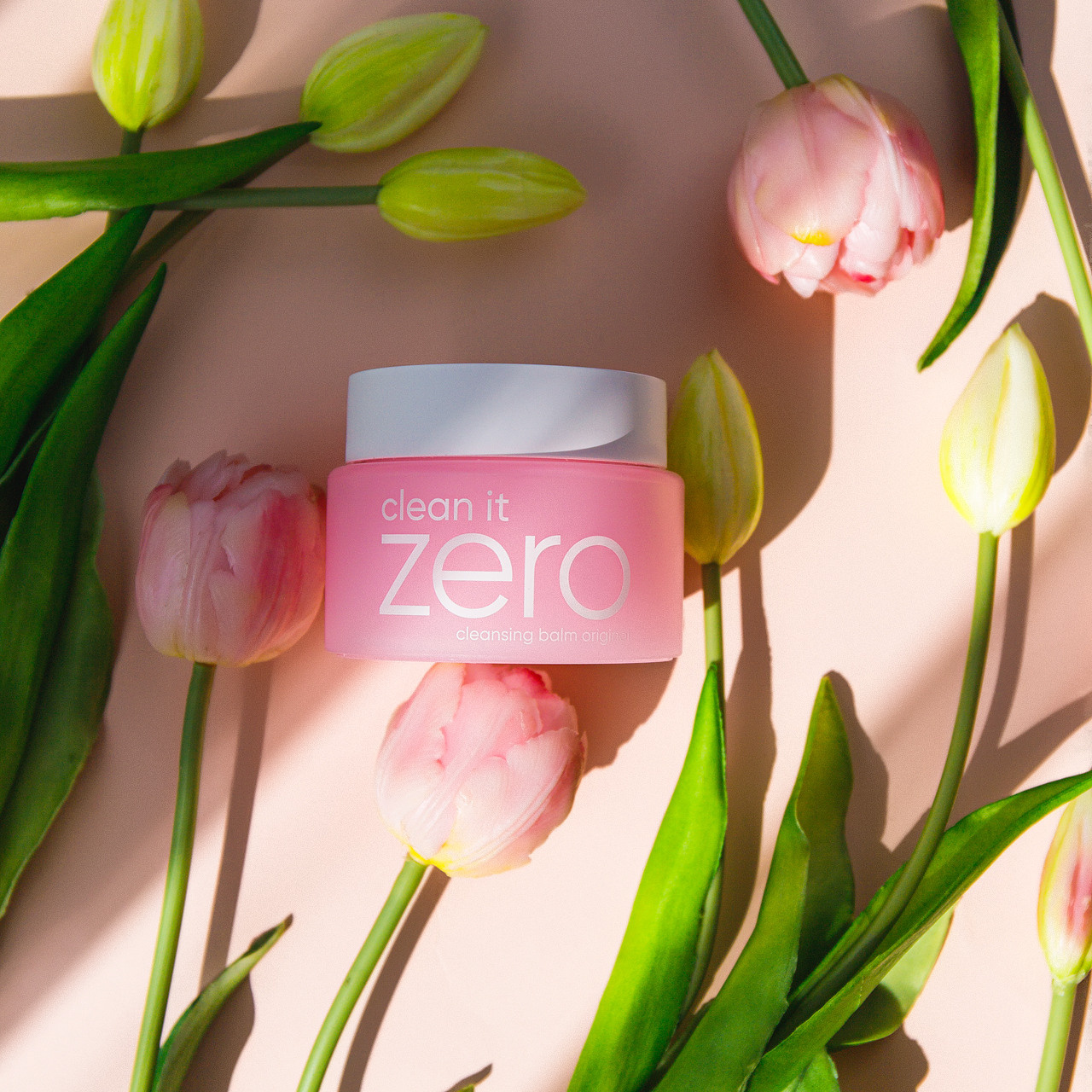 Предметная съемка косметики Алматы