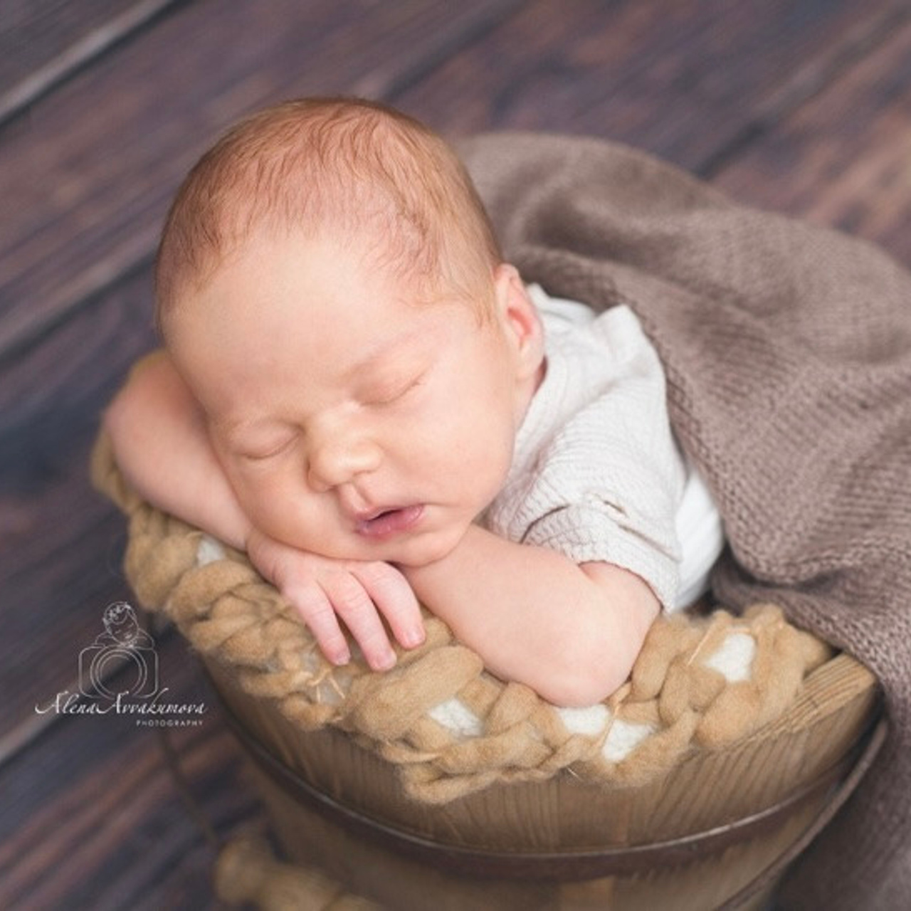 Отзывы. Фотограф новорожденных в Губкинском Алена Аввакумова