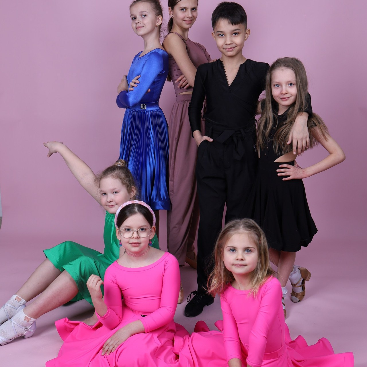 Селфи-фотостудия Stories недорогая фотосессия в Одинцово