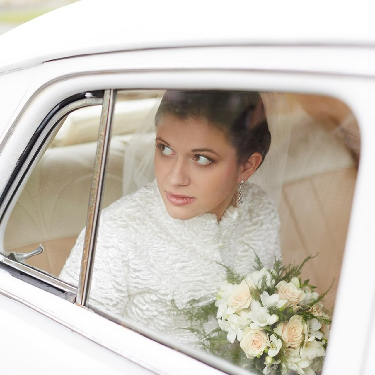 Отзывы о фотографе Анне Юмаловой — реальные истории клиентов. Женский фотограф в Санк-Петербурге и Москве — фотосессия девушки в студии, портрет, фотосъемка