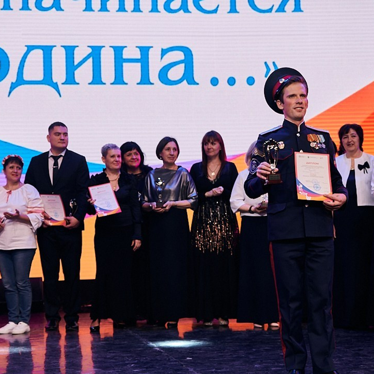 Виват- таланты. Галерея ПрофАС