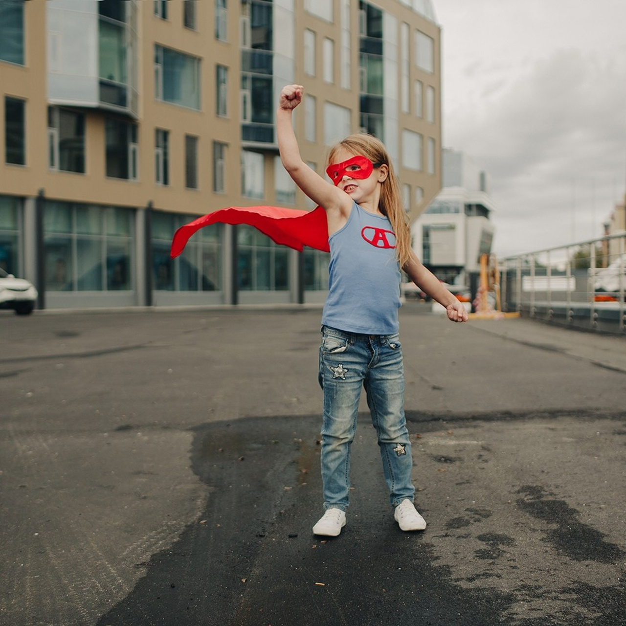 Этому городу нужен герой