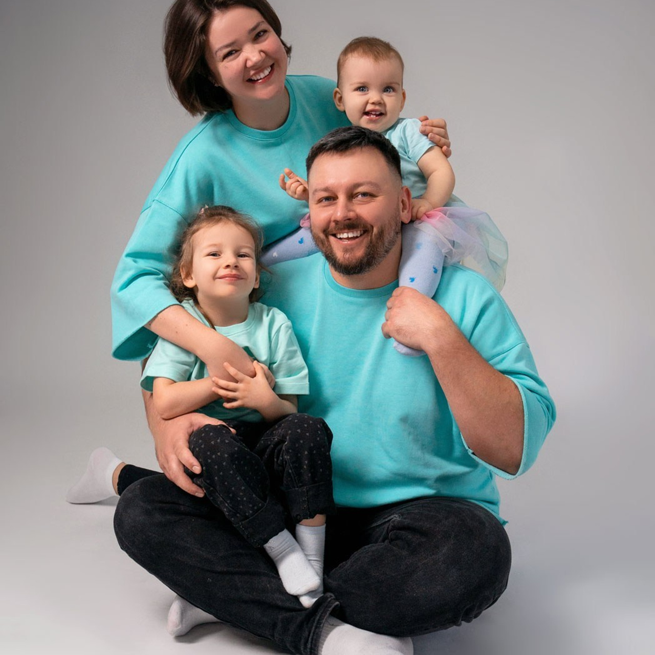 Павел, Ольга, Аня и Лия