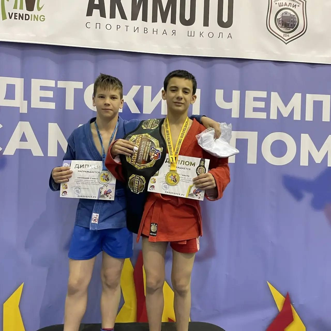 Соревнования по гиревому спорту. Спортивный клуб НАРДЪ в Москве