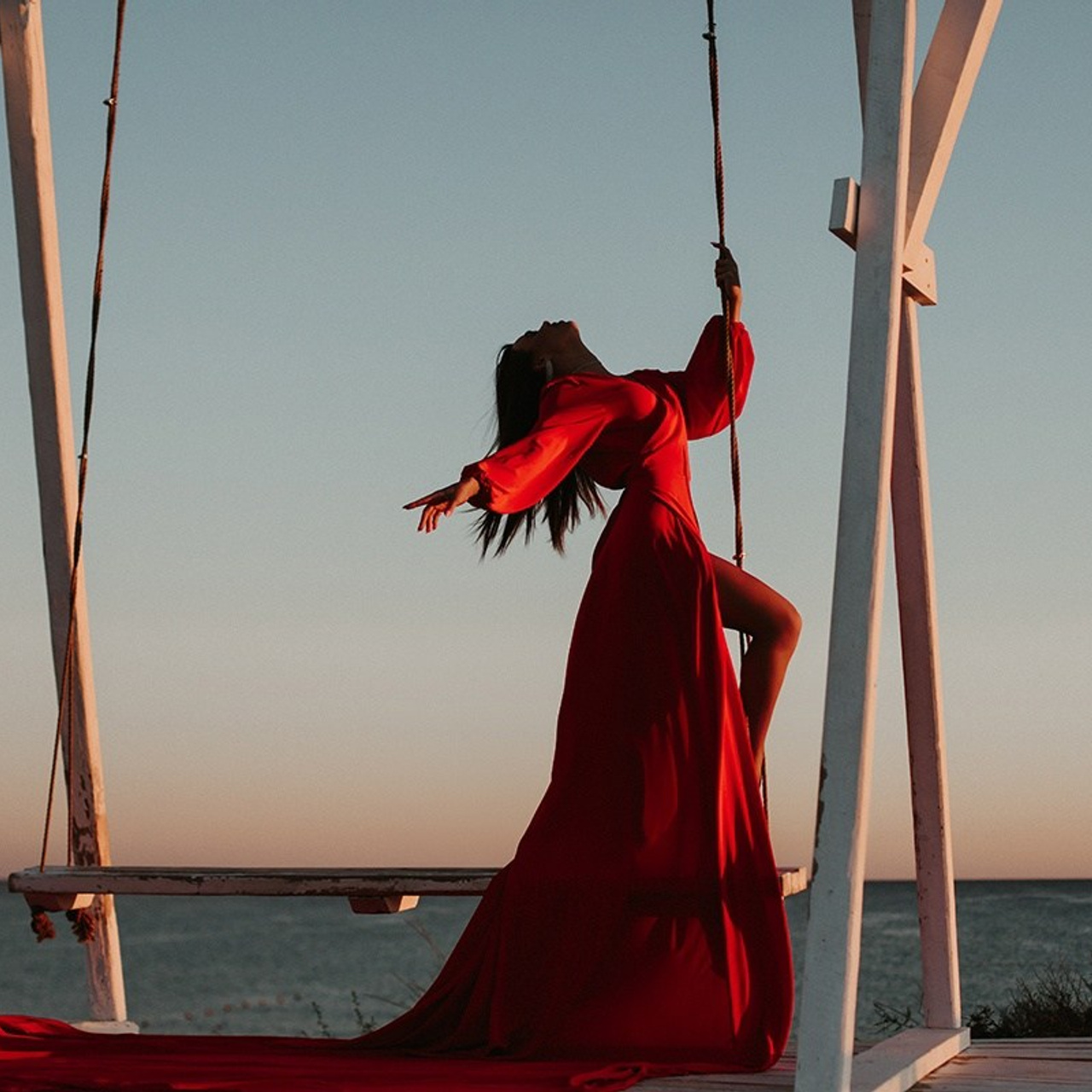 ЛЕТЯЩИЕ ПЛАТЬЕ