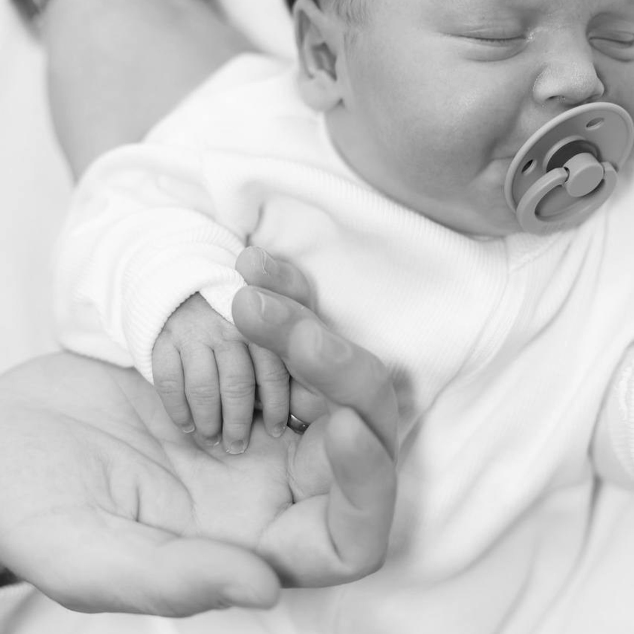 Экспертный гид: что важно снять на родах и как это сделать красиво?. Фотографы на роды в Москве. Фото и видео родов. Фотопроект «Продолжение рода»