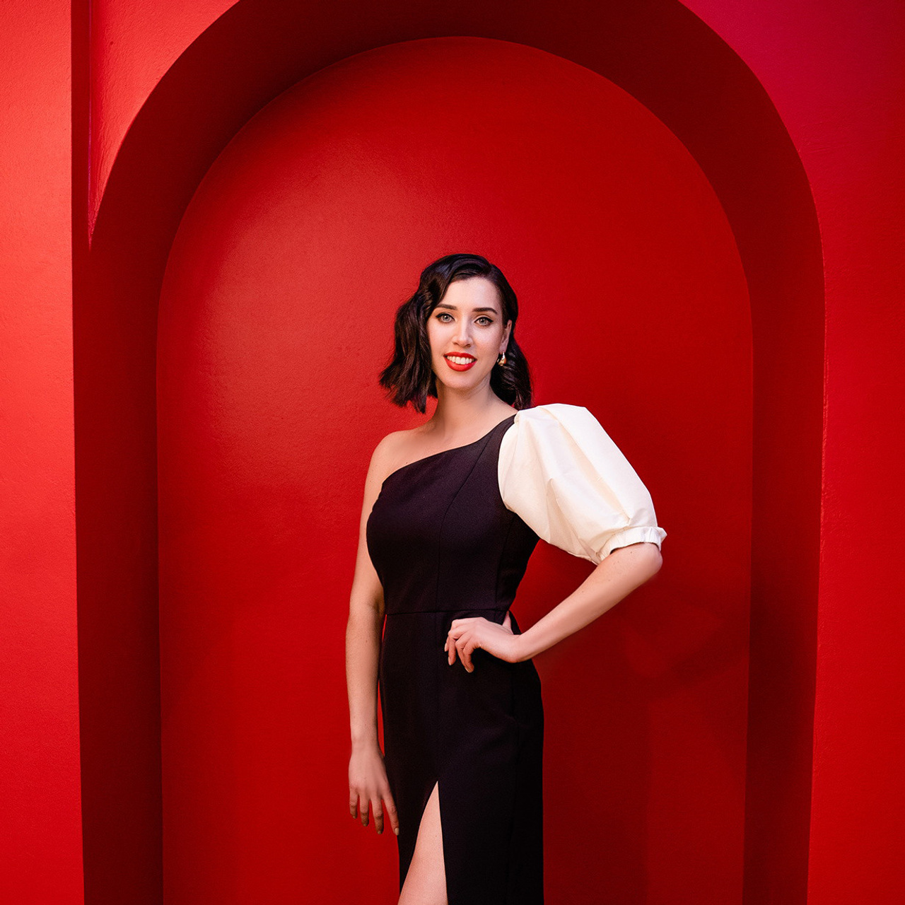 Студийная фотосъёмка для Анны, директора образовательного пространства «Квазар»