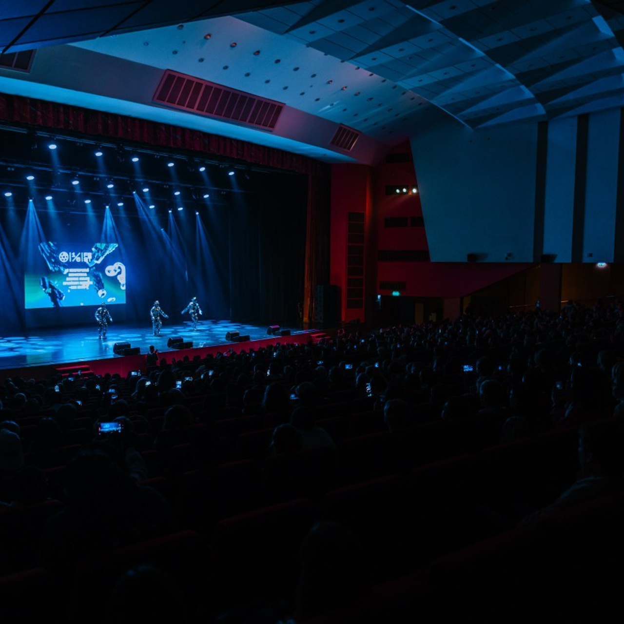 ОТЗЫВЫ. Портретный фотограф в Москве Слава Новиков