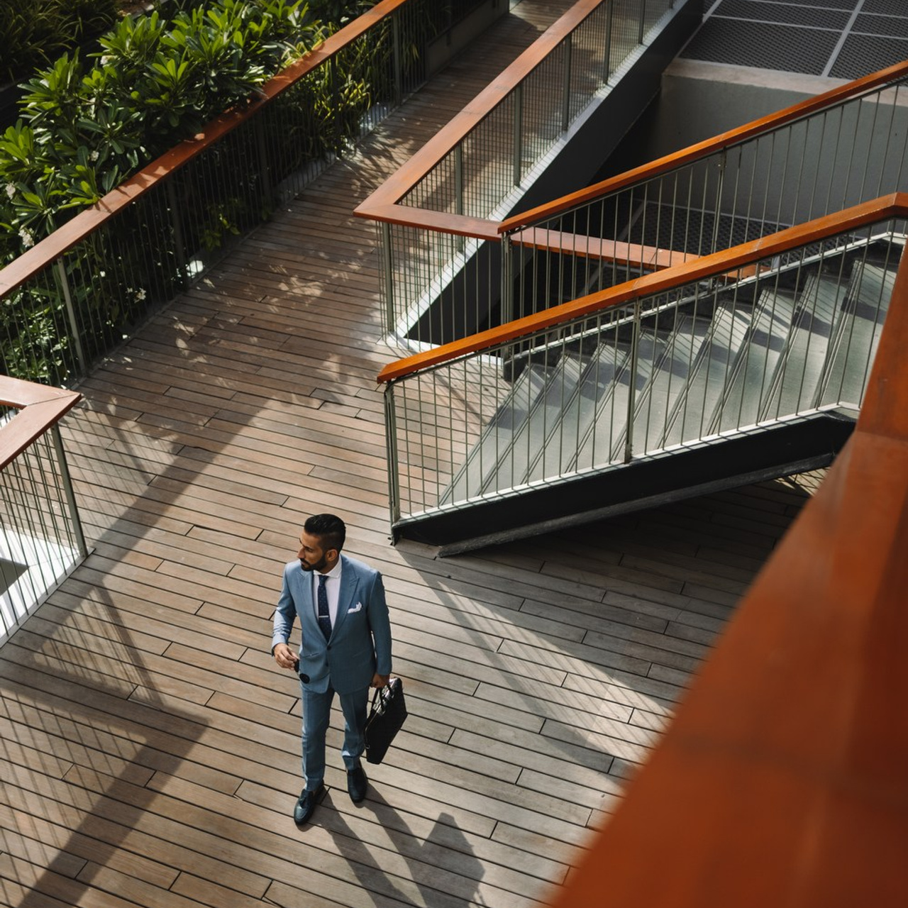 БИЗНЕС-ПОРТРЕТ