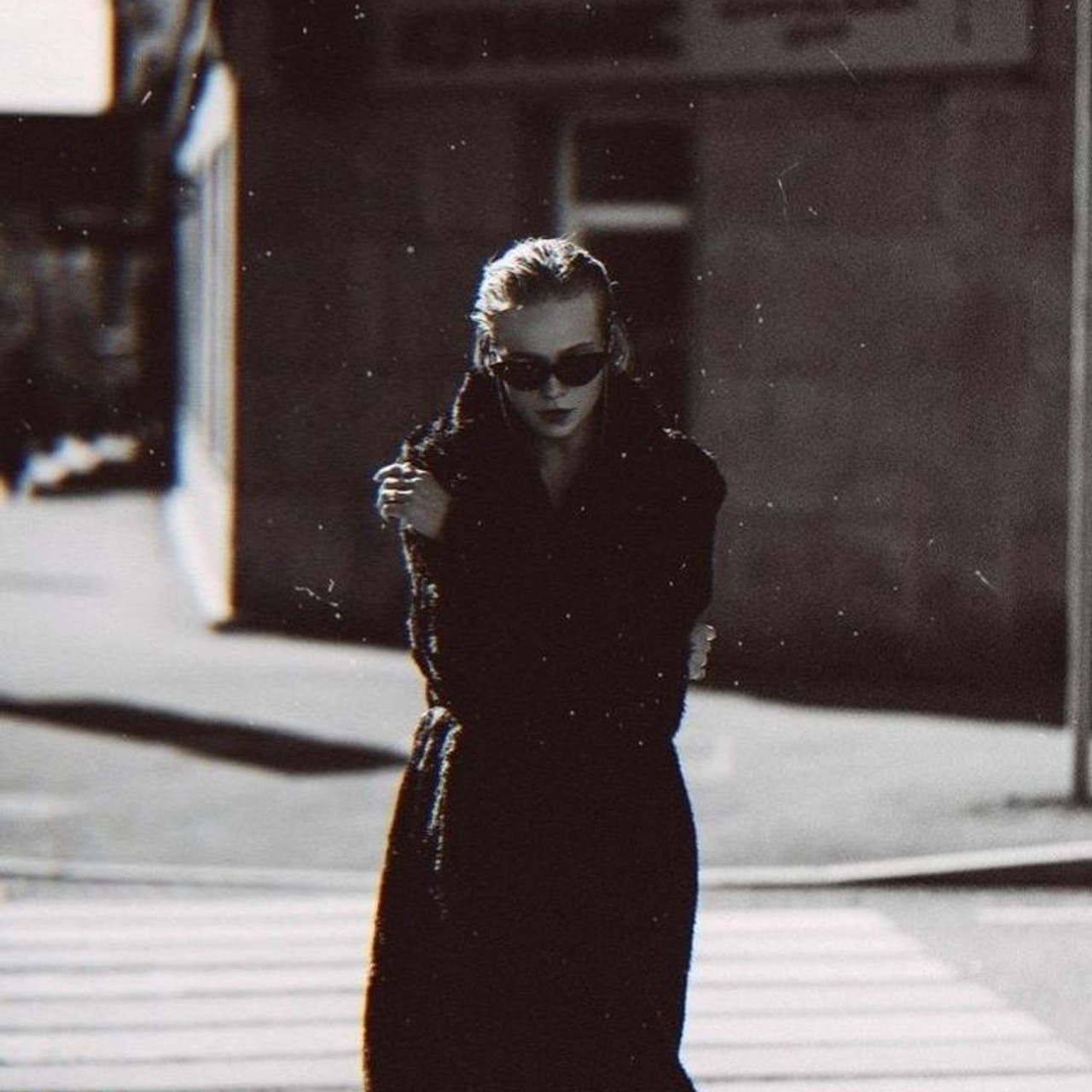 Референсы для прогулочной, девушка