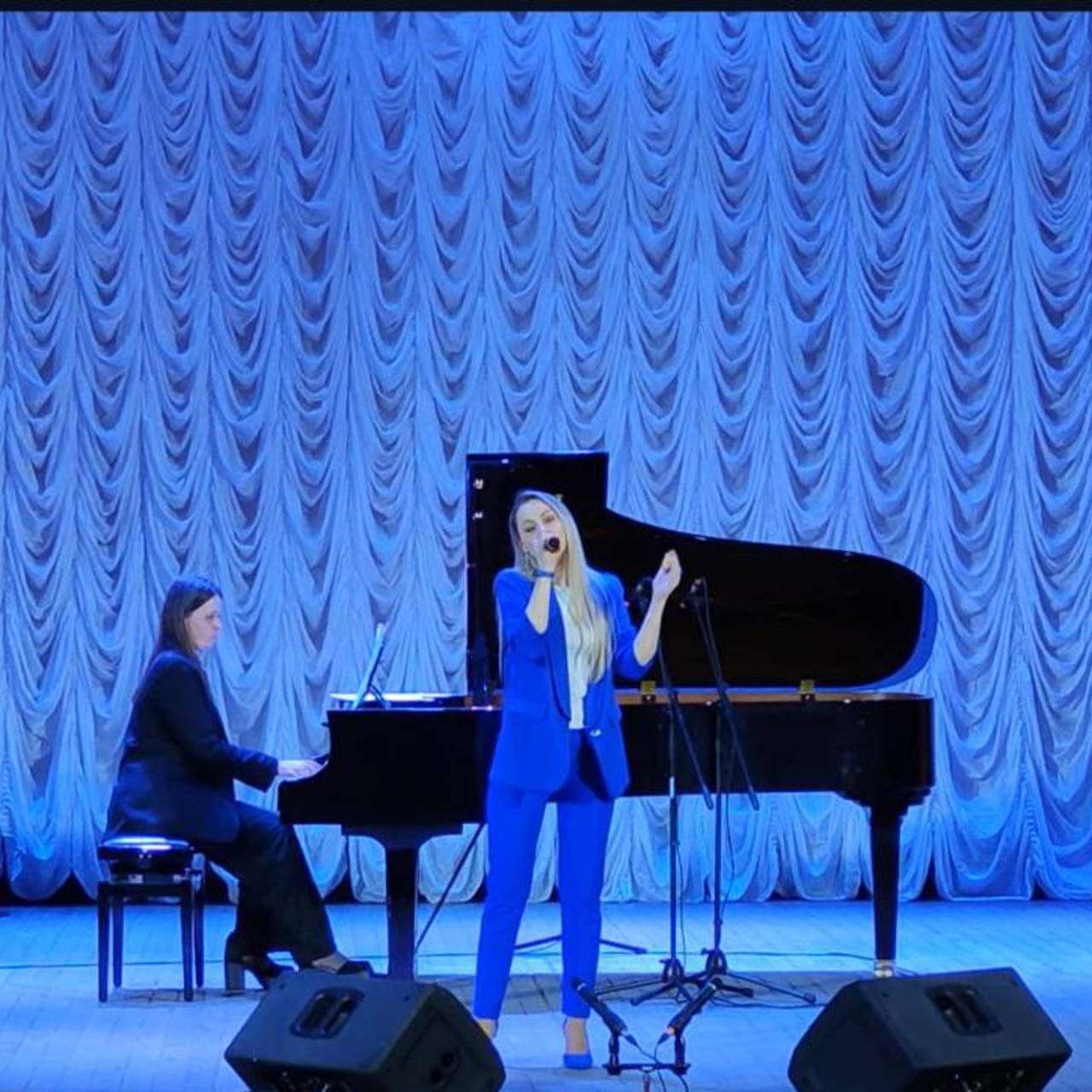 Уроки музыки онлайн, сольфеджио с нуля, гармония. Екатерина Левченко — композитор, музыковед, преподаватель