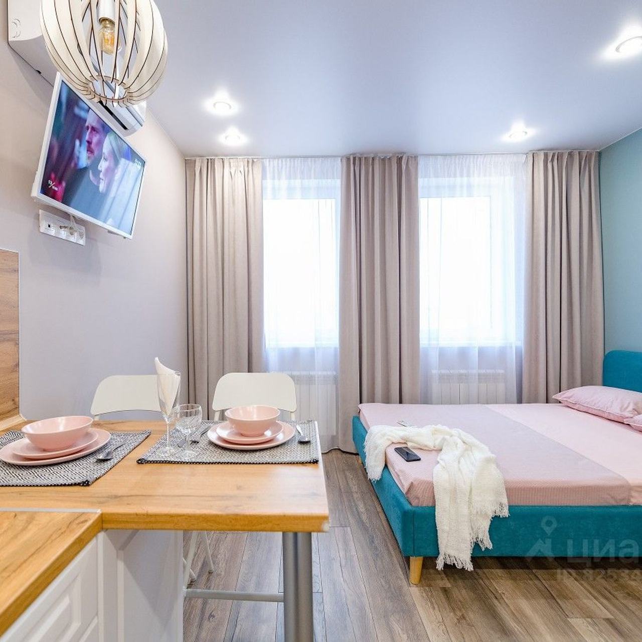 Квартира на Адоратского