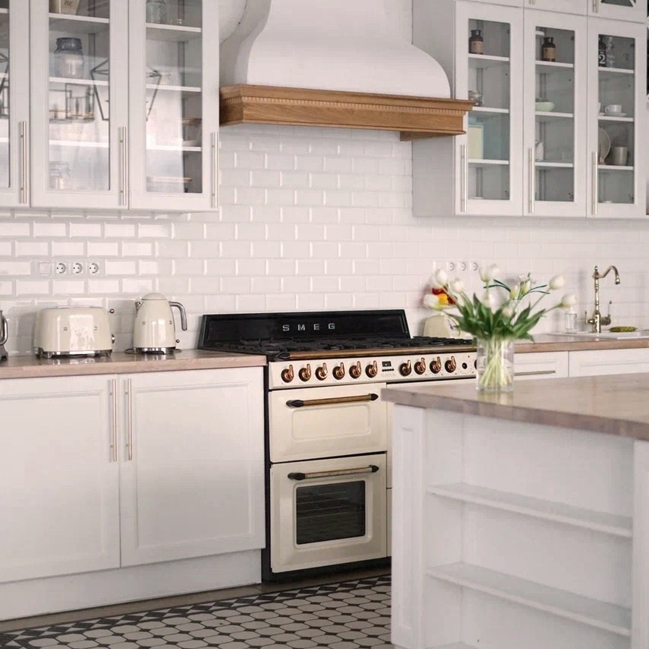 LEONA — зал Scandi