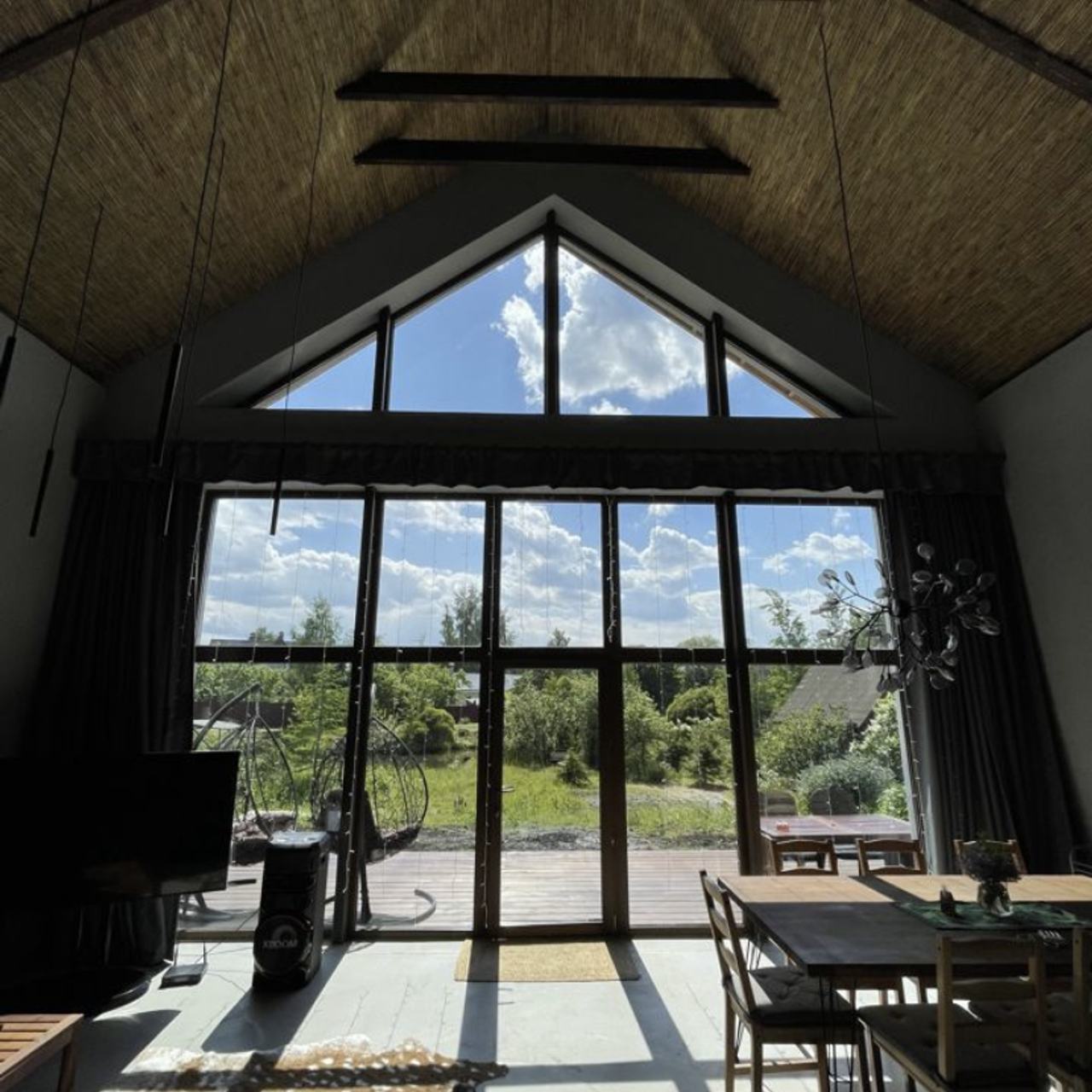 Дом с панорамными окнами