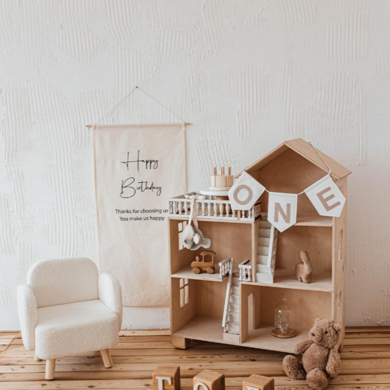 DOMIK — Зал FAMILY