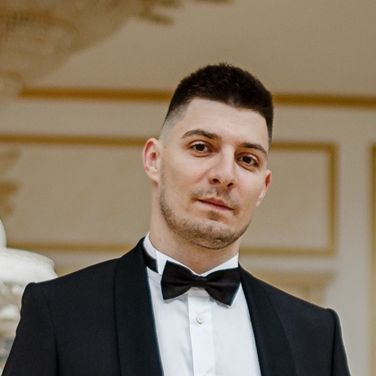 Артём | id 17002