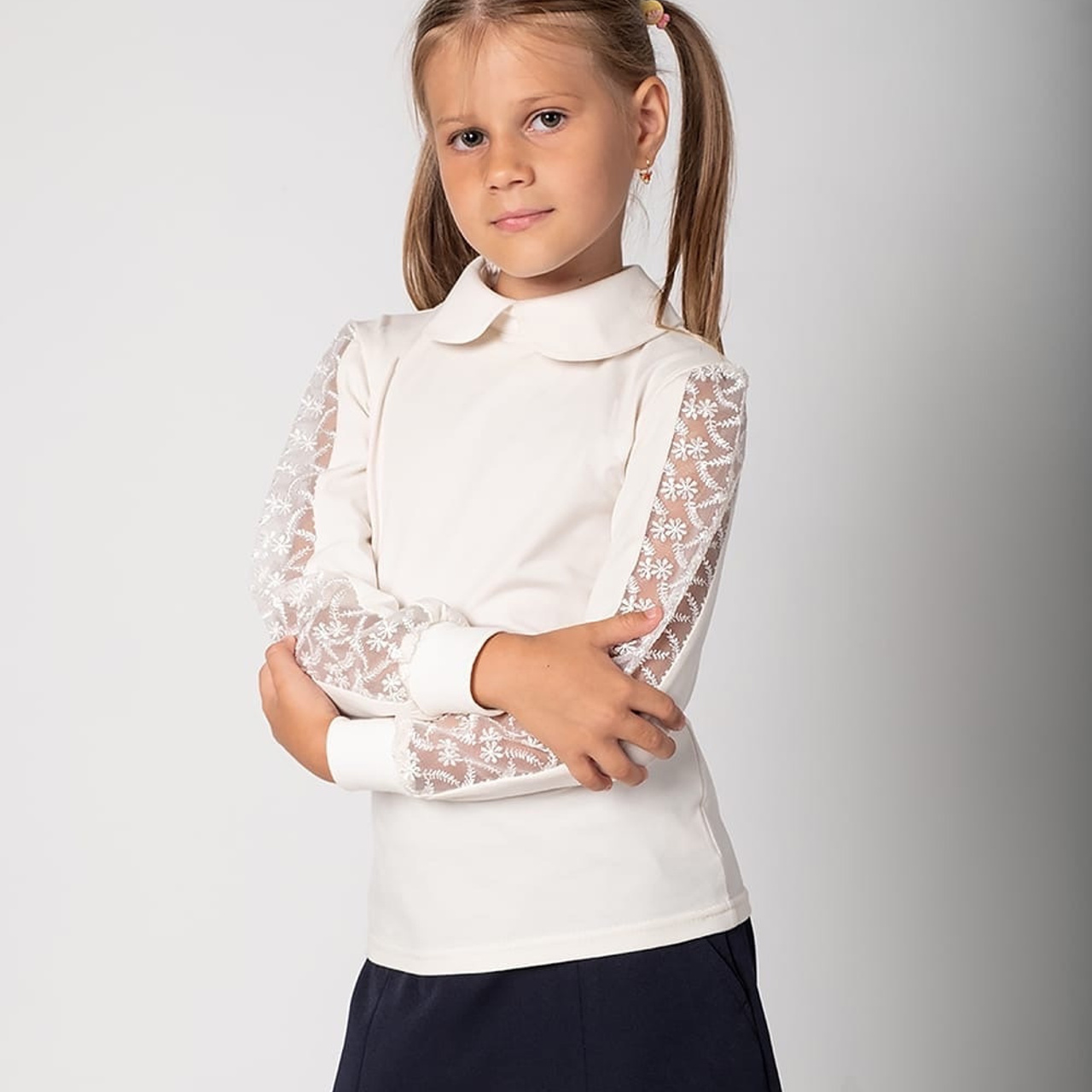 Предметное фото детских товаров - игровые и развивающие товары, которые делают учебу и развлечения еще более интересными.