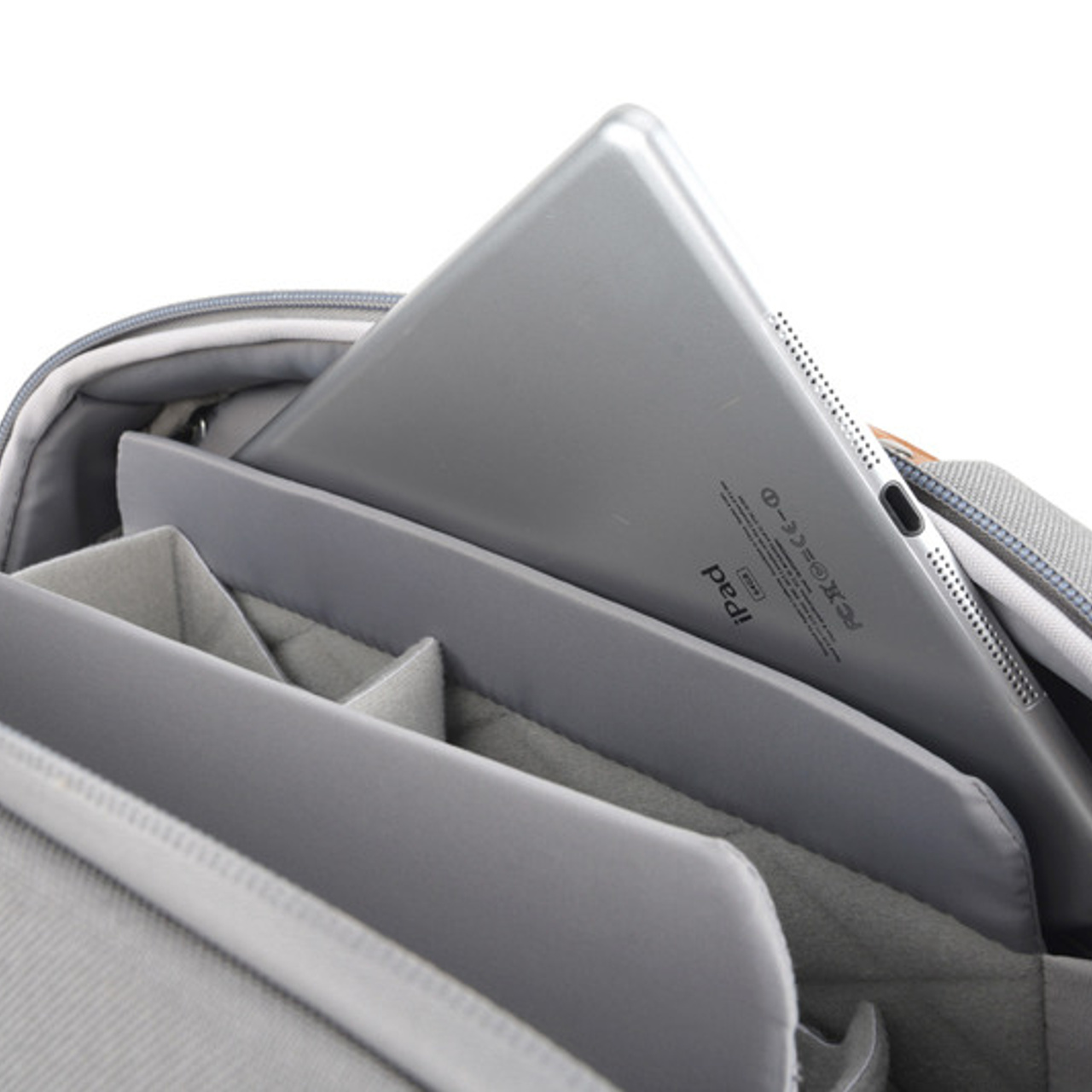 VANGUARD сумка через плечо «VEO CITY CB». Фотограф — видеограф в Москве Дмитрий Менделеев