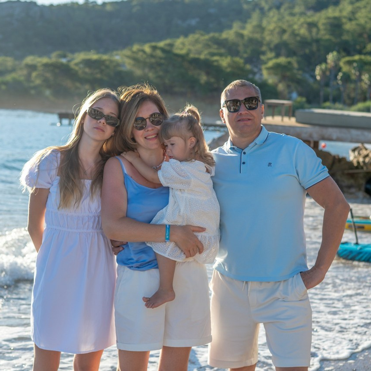 Family and children photoshoots. Professiional photographer in Turkey