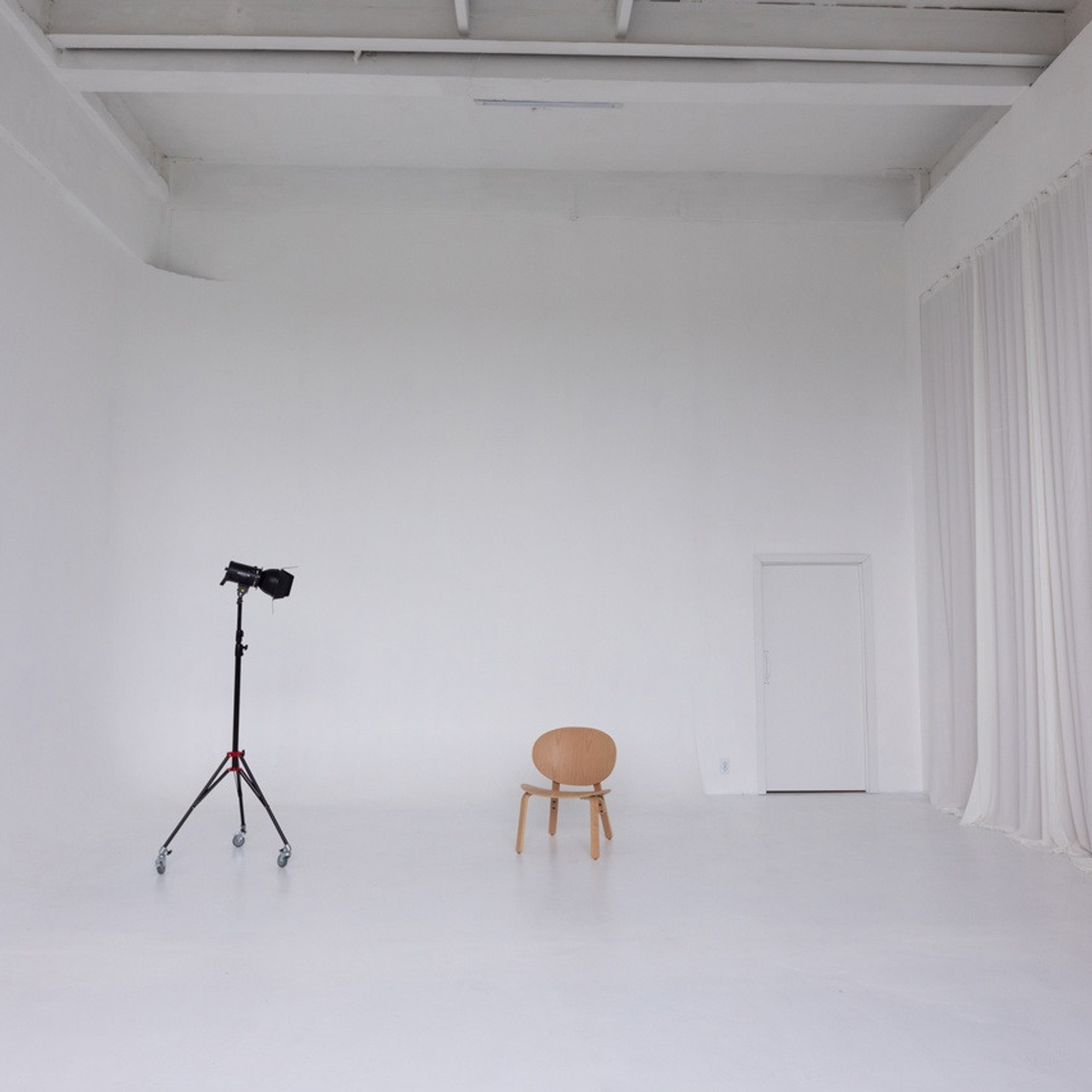 FREEDOM PHOTOSTUDIO. Фотограф — видеограф Галактионов Максим Новосибирск