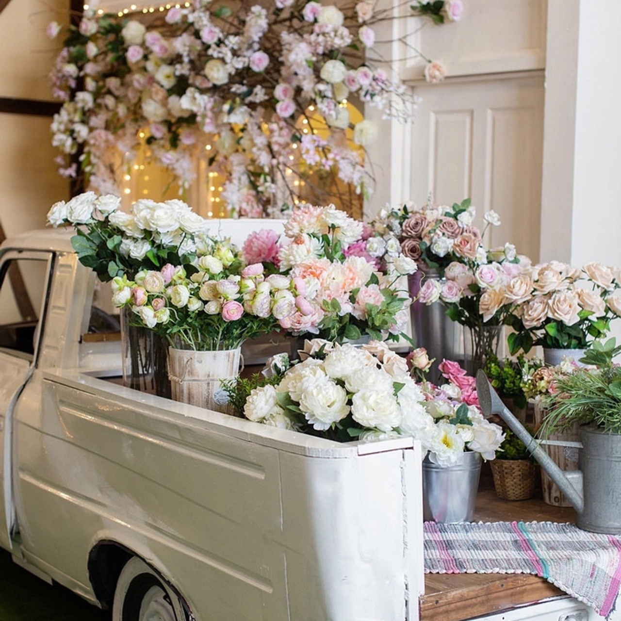 FREEDOM PHOTOSTUDIO. Фотограф — видеограф Галактионов Максим Новосибирск